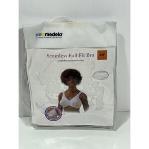 Medela Seamless Underwire Full Fit Maternity/Nursing Bra - 42 F One Hand Release